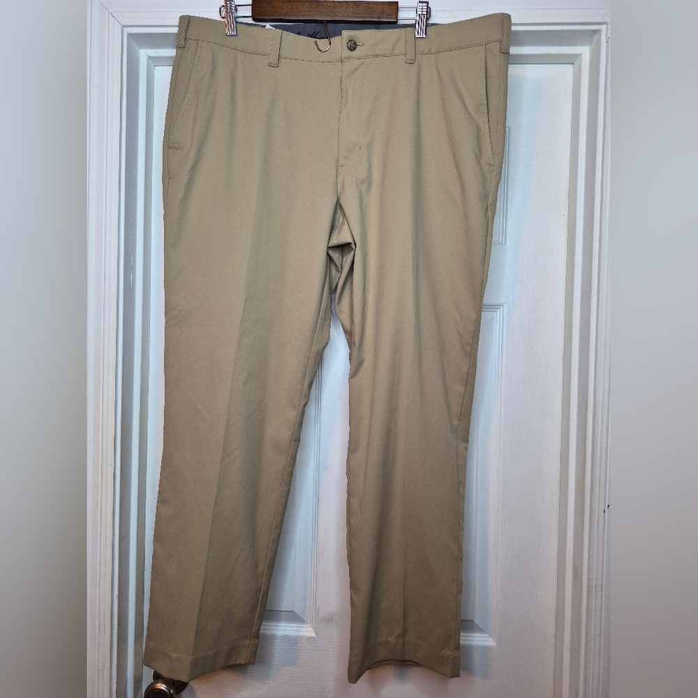 Ben Hogan Men's Khaki Golf Pants in Light Beige Size 38/30